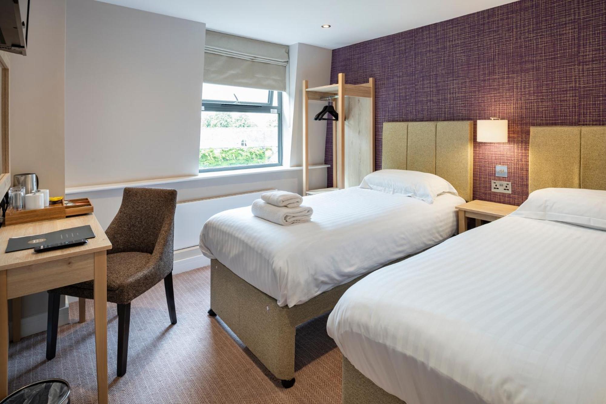 Lydiard Park Hotel & Conference Centre Swindon Exteriör bild